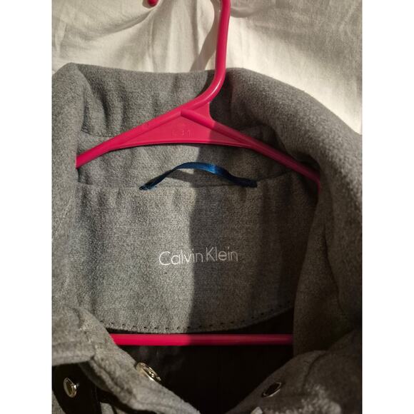 CALVIN KLEIN Toggle Coat with Removable Faux Fur Hood Size M /L. - Picture 4 of 12